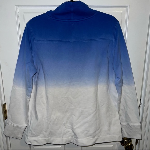 Vineyard Vines Women's Shep Shirt Dip-Dye Surfshep. NWT - Picture 2 of 7